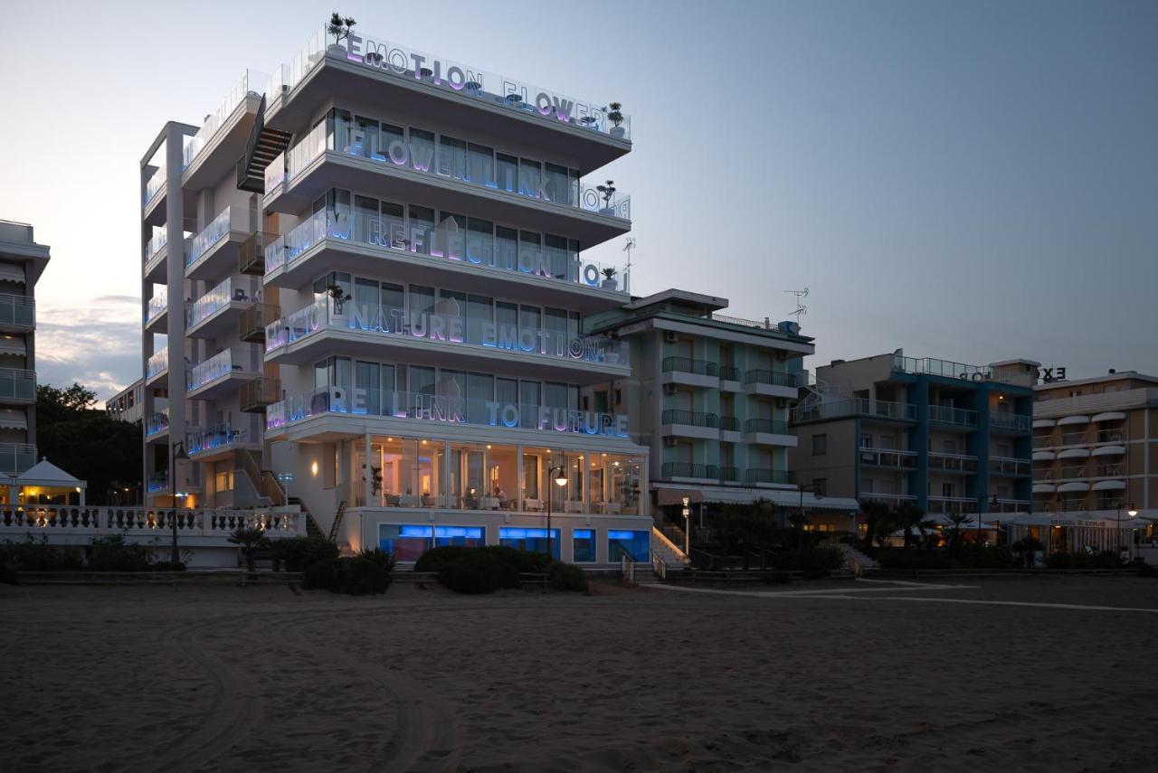 Unico Hotel Каорле Экстерьер фото
