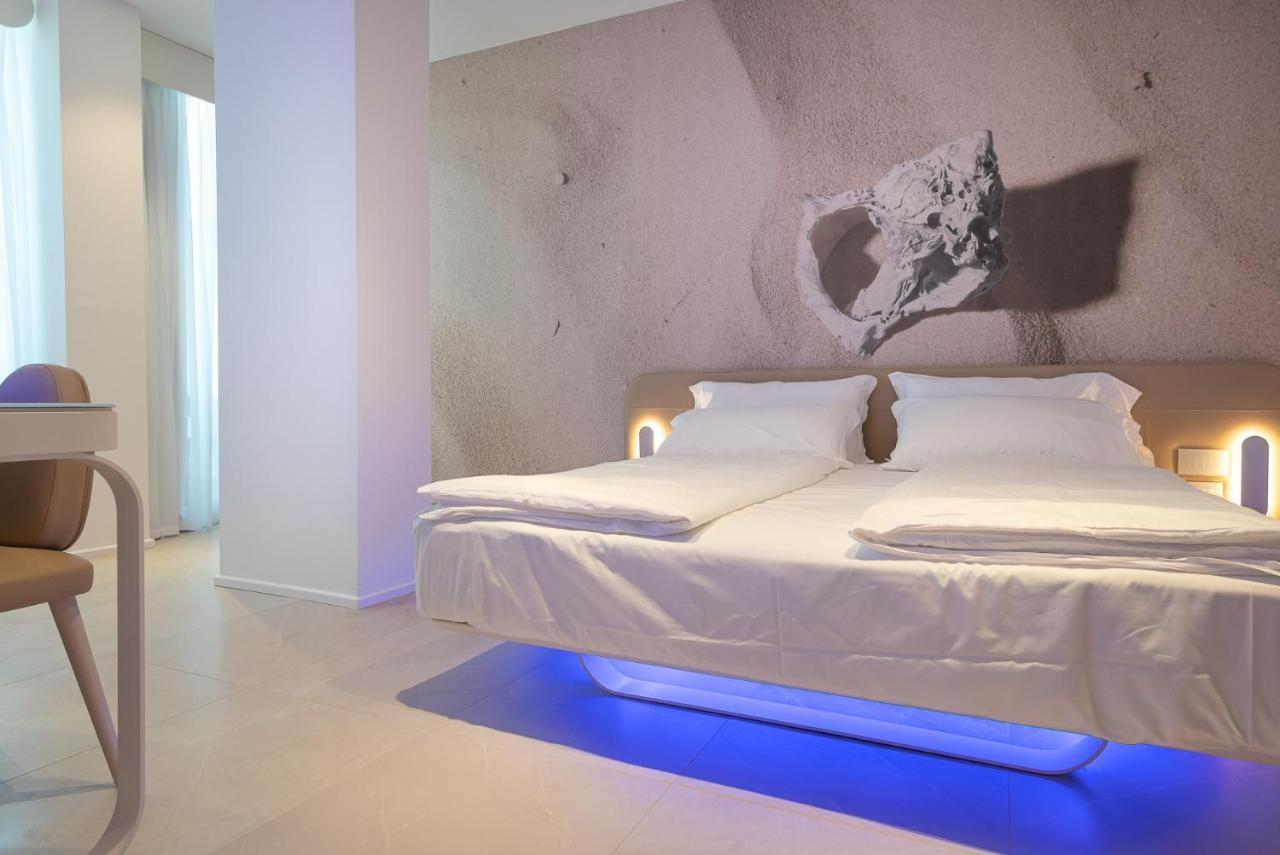 Unico Hotel Каорле Экстерьер фото