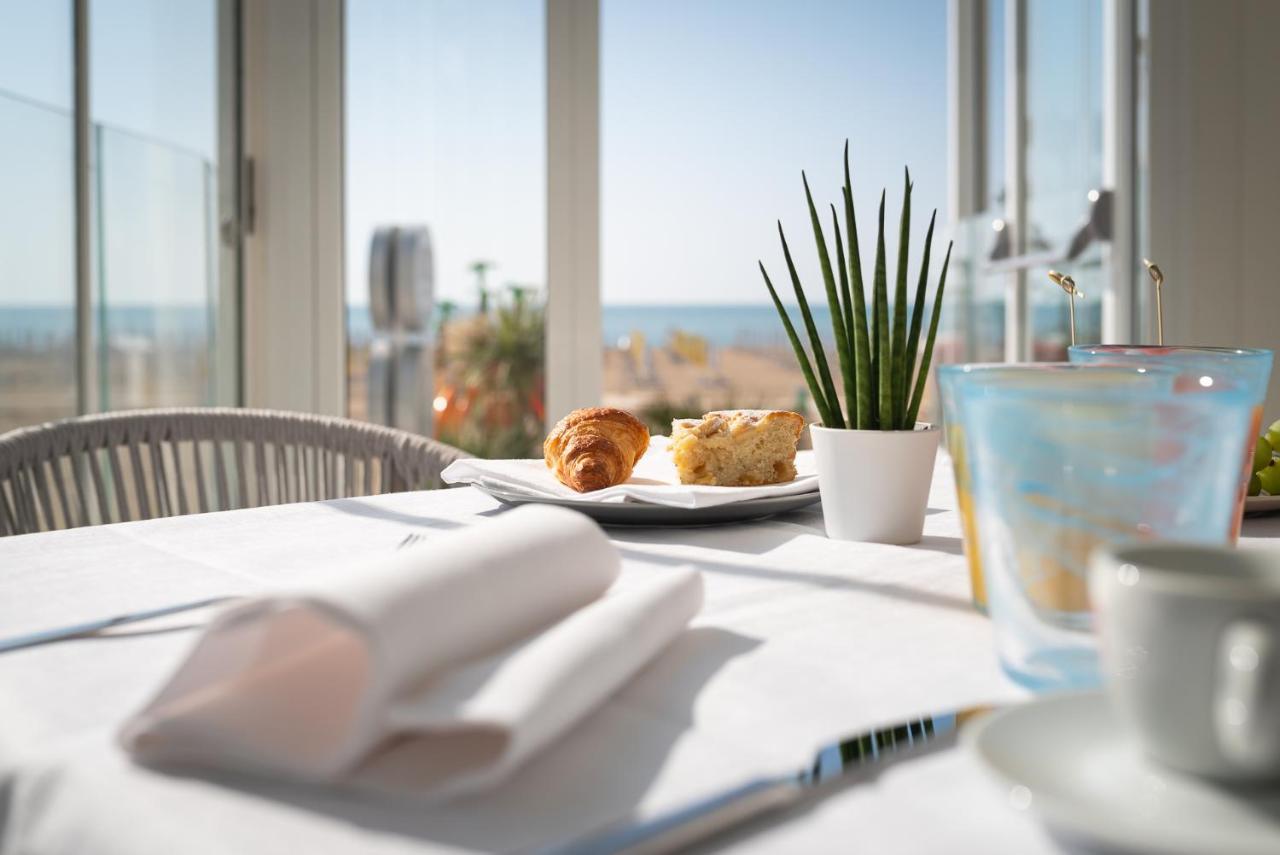 Unico Hotel Каорле Экстерьер фото