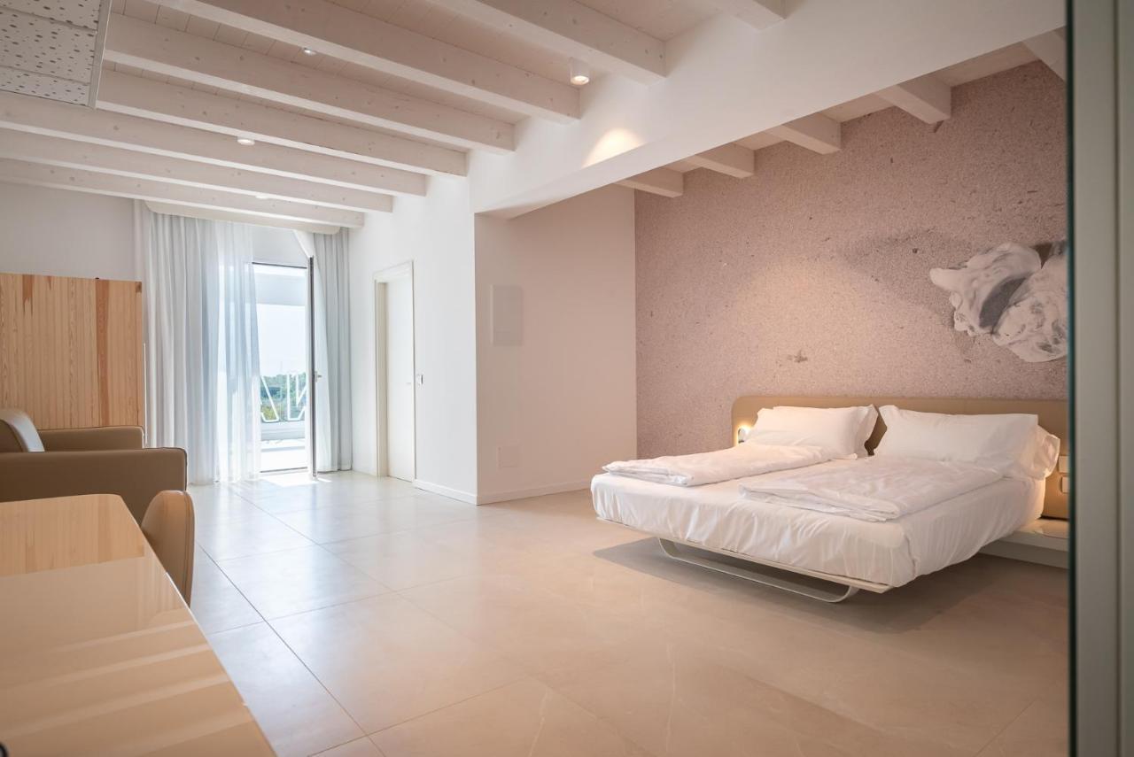 Unico Hotel Каорле Экстерьер фото